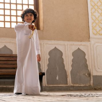 دشداشة أطفال (مع تطريز) - أبيض
